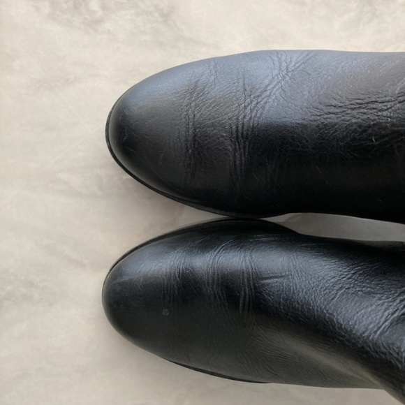 Dionella Black Leather booties - Picture 6 of 15